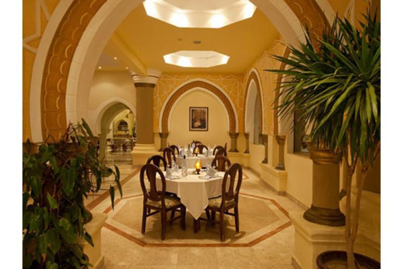 Pensee Royal Garden Beach Resort 紅海 エクステリア 写真